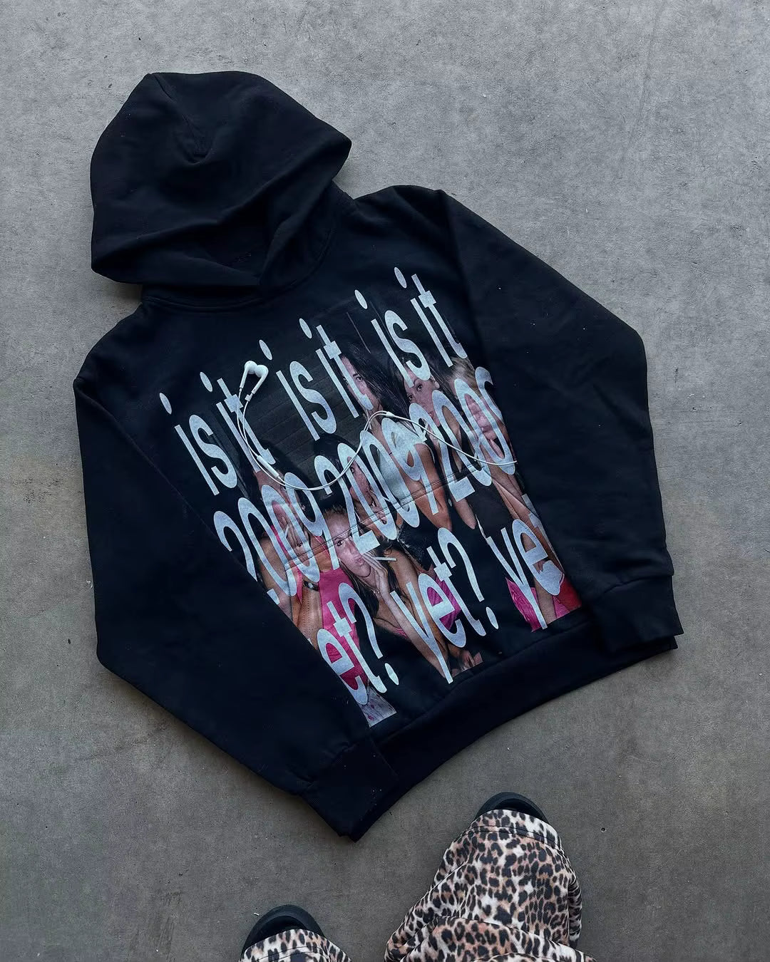 2009 Hoodie Black